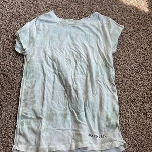 athleta green and white t-shirt